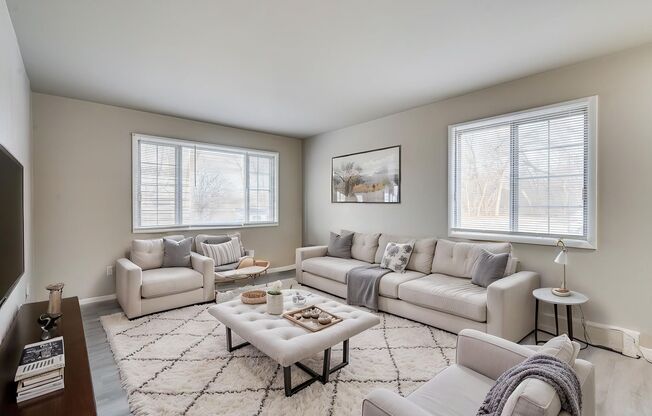 3 beds, 1 bath, 1,000 sqft, $1,399, Unit 4116 - 603