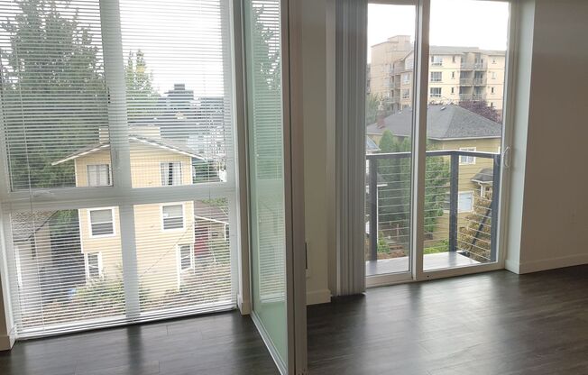 1 bed, 1 bath, 342 sqft, $1,645, Unit 501
