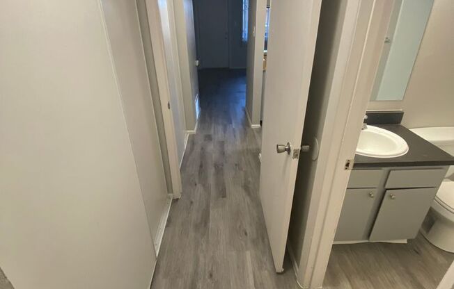 1 bed, 1 bath, 575 sqft, $944, Unit 272