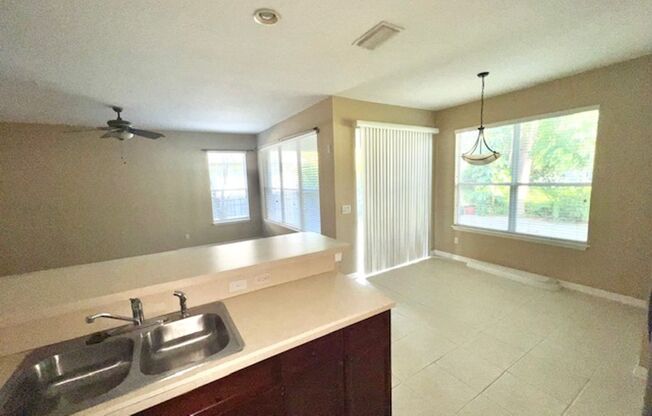 3 beds, 2.5 baths, $2,999