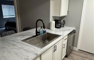 2 beds, 2 baths, $1,650, Unit #2103