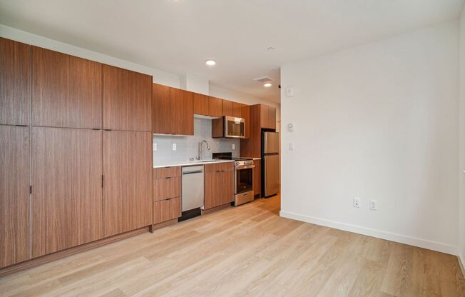 Studio, 1 bath, 260 sqft, $1,208, Unit 304