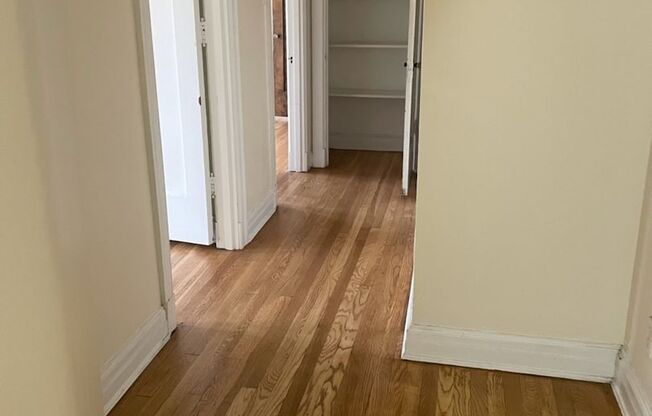 2 beds, 2 baths, 1,303 sqft, $2,150, Unit New King Edward  302