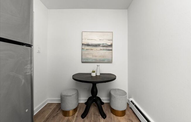 Studio, 1 bath, 475 sqft, $1,400, Unit 305
