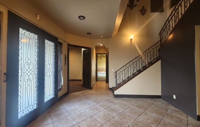 2331 Calloway Drive - Two Story House