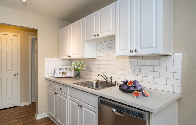 2 beds, 2 baths, 1,085 sqft, $2,995, Unit B104