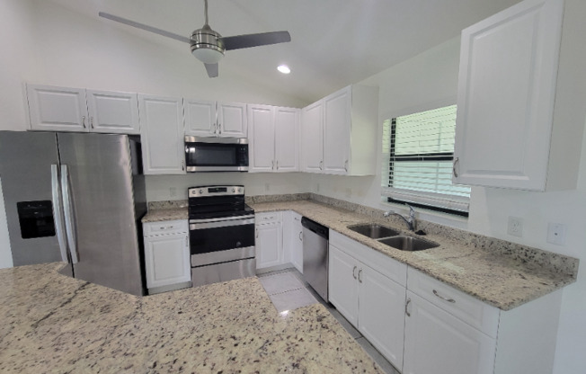 322 SW 23 ST