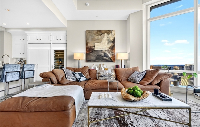 3 beds, 3.5 baths, 2,134 sqft, $20,000, Unit PH1C