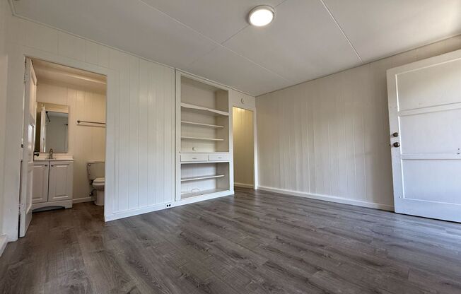 1703 S Beretania