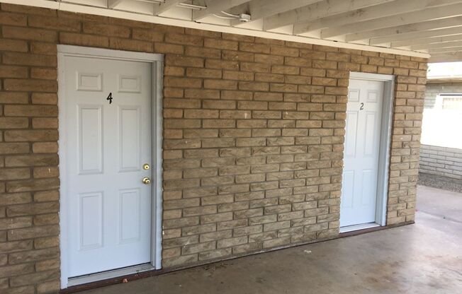 2 beds, 1 bath, 900 sqft, $1,699, Unit 3718 E Glenrosa Ave #3