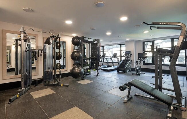 1 bed, 1 bath, $3,699, Unit 1021