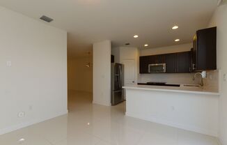 3 beds, 2.5 baths, $3,295