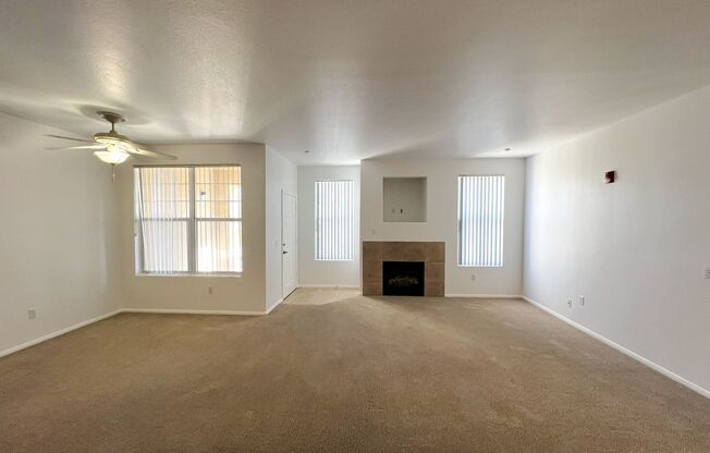 3 beds, 2 baths, $1,675, Unit # 1081