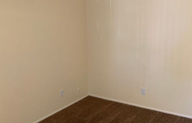 1 bed, 1 bath, 575 sqft, $954, Unit 189
