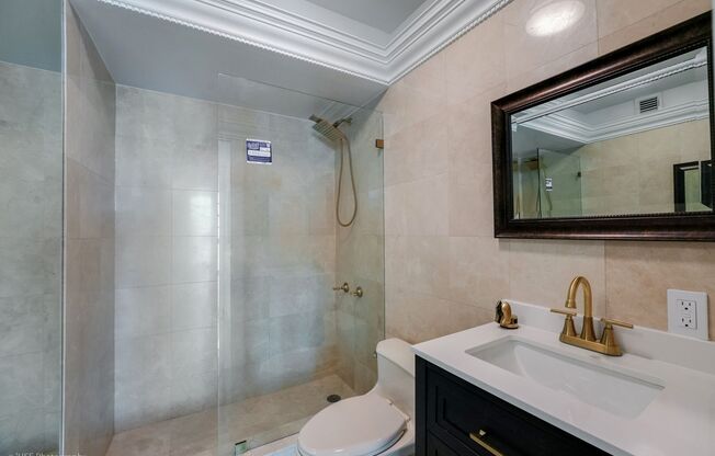 2 beds, 2 baths, $4,300, Unit unit 20H