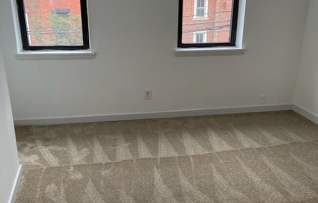 Recently Renovated, Fab 2 bedroom in Northern Liberties