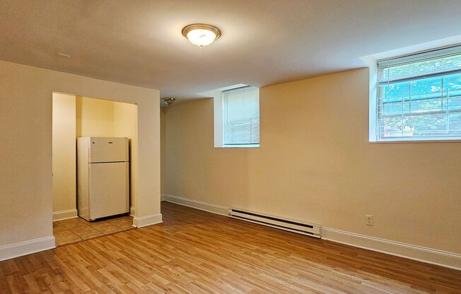 2 beds, 1 bath, 675 sqft, $1,550, Unit 106