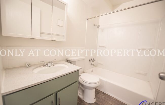 2 beds, 1 bath, 935 sqft, $1,249, Unit 20