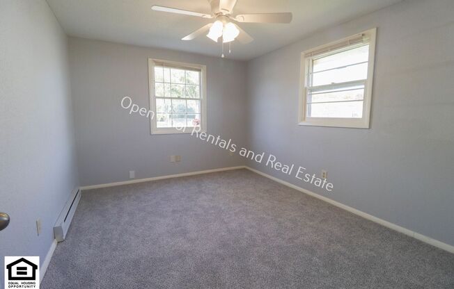 3 beds, 1.5 baths, $1,495