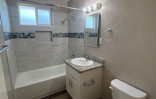 2738 - 2746 Walnut Grove Ave