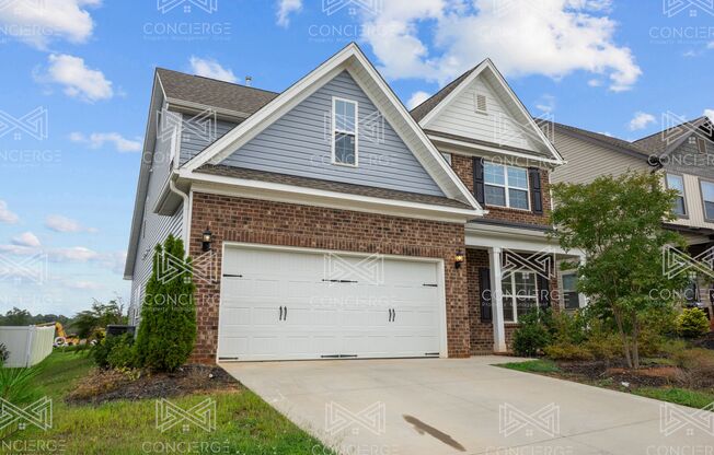 House in Northborough Neighborhood