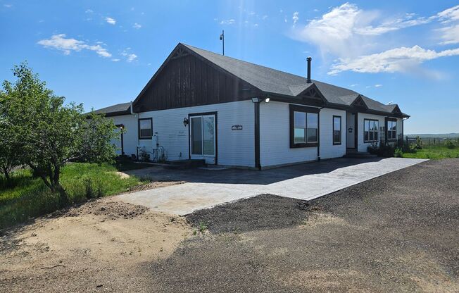 5 Bed 3 Bath Ranch Home with 5 Acres.