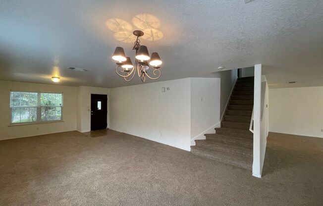 LOTS OF SQUARE FOOTAGE IN THIS 4 BEDROOM HOME FEATURING OVER 3,000 SQUARE FEET & AN ISLAND KITCHEN*NICE OPEN FLOOR PLAN*CENTRAL HVAC*STOVE/RANGE & DISHWASHER INCLUDED*COVERED PATIO*EASY ACCESS TO LACKLAND AFB, SHOPPING, SEA WORLD, FIESTA TEXAS, LA CANTERA