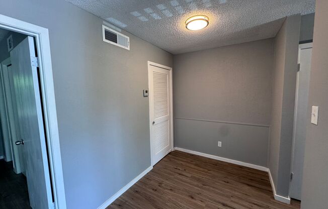 309 E Dean Ave #4- ARGLO