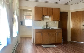 2 beds, 1 bath, 1,179 sqft, $2,600, Unit 2