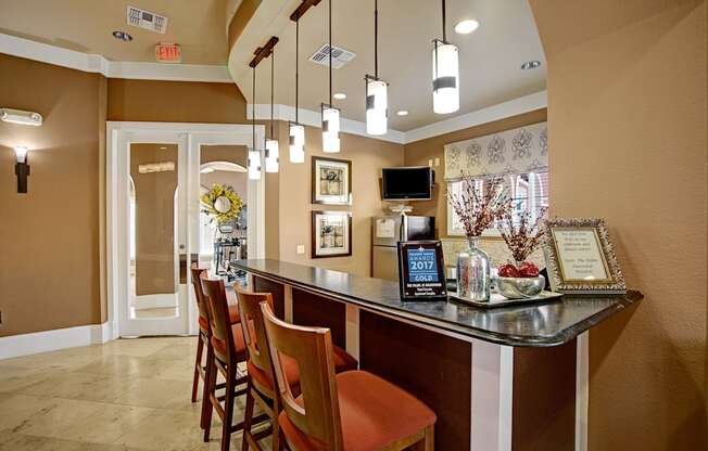 The Palms at Briarwood Resident Lounge Fireplace Apartment near Odessa, TX