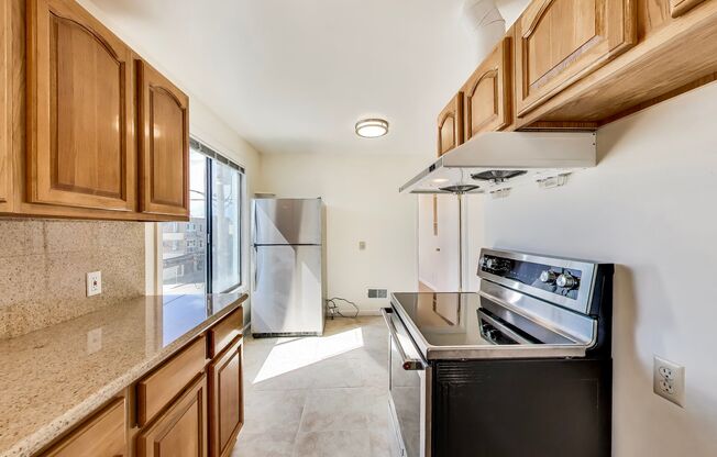 Top-Floor 2BD/1BA Near Ocean Beach & Golden Gate Park