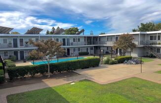 1 bed, 1 bath, $1,700, Unit T50