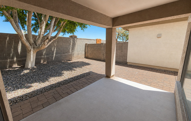 3 beds, 2.5 baths, $1,994