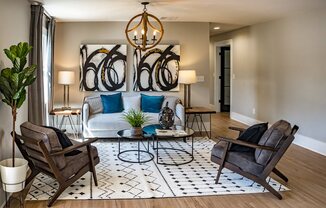Crestwood Green at 701 Apartments