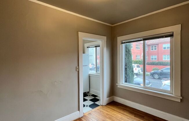 1 bed, 1 bath, $1,595, Unit 35