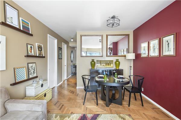 1 bed, 1 bath, 730 sqft, $5,500, Unit 30-D