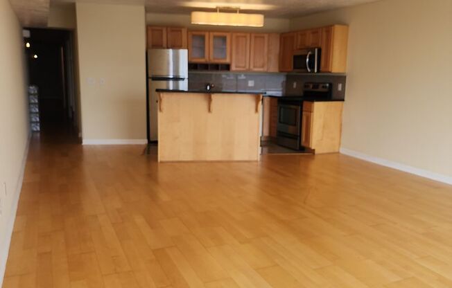 2 beds, 2 baths, $1,499