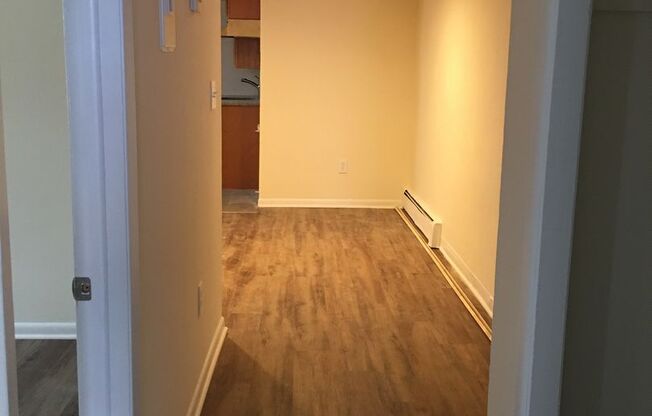 684 N 5TH