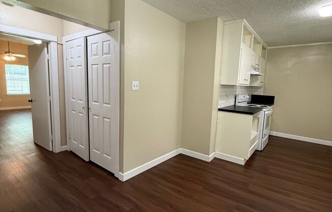 916 N Gaillard