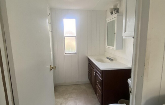 Affordable 2-Bedroom Home in Oconee County – Private Lot!