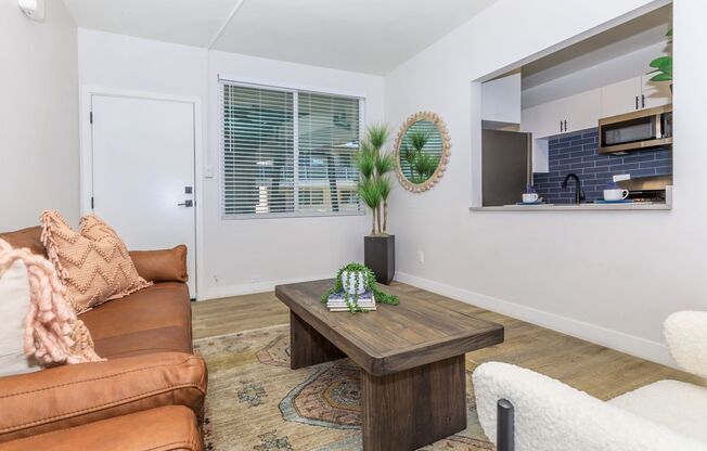 1 bed, 1 bath, 700 sqft, $1,500, Unit B217