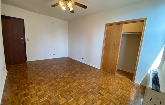 1 bed, 1 bath, 550 sqft, $1,725, Unit 620-303