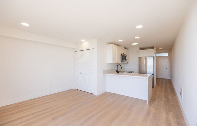 940 Guerrero Street (1082r)