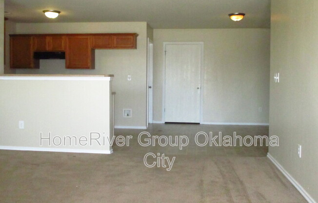 8509 SW 46 PL