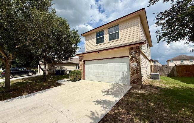 Beautiful 3 bedroom, 2.5 bathroom in Avery Park!