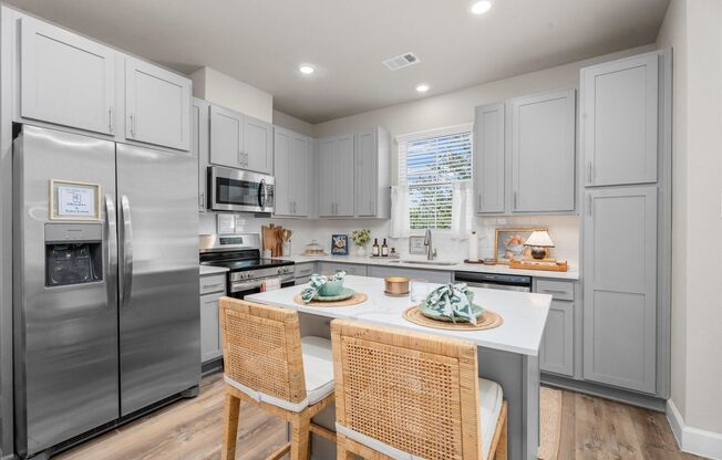 2 beds, 2 baths, 983 sqft, $2,125, Unit 7103