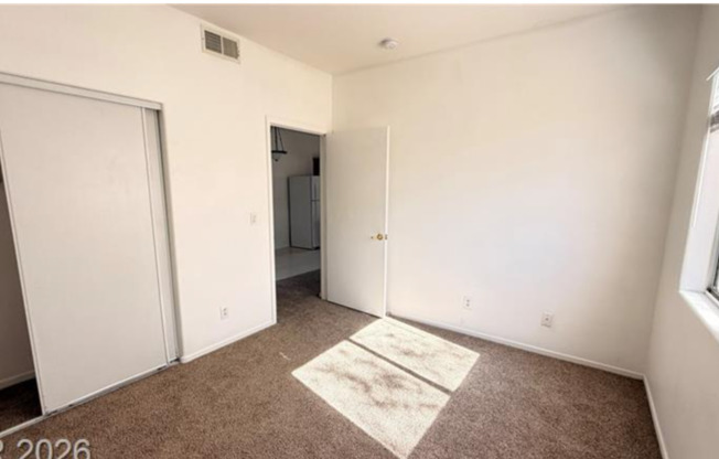 2 beds, 2 baths, $1,310, Unit UNIT 2046