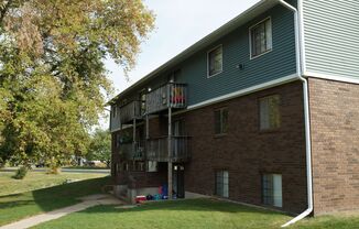 2 beds, 1 bath, $1,150, Unit 1510-04