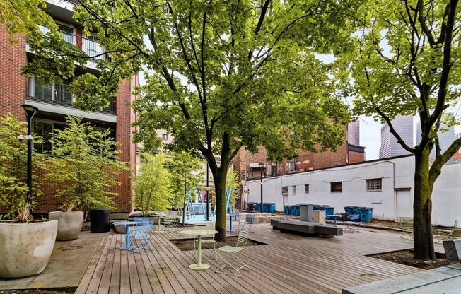 Studio, 1 bath, 399 sqft, $2,550, Unit 2