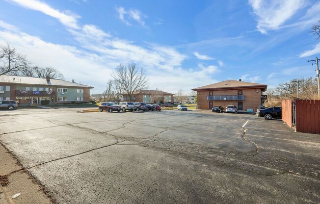 Studio, 1 bath, $999.99, Unit 1121-11